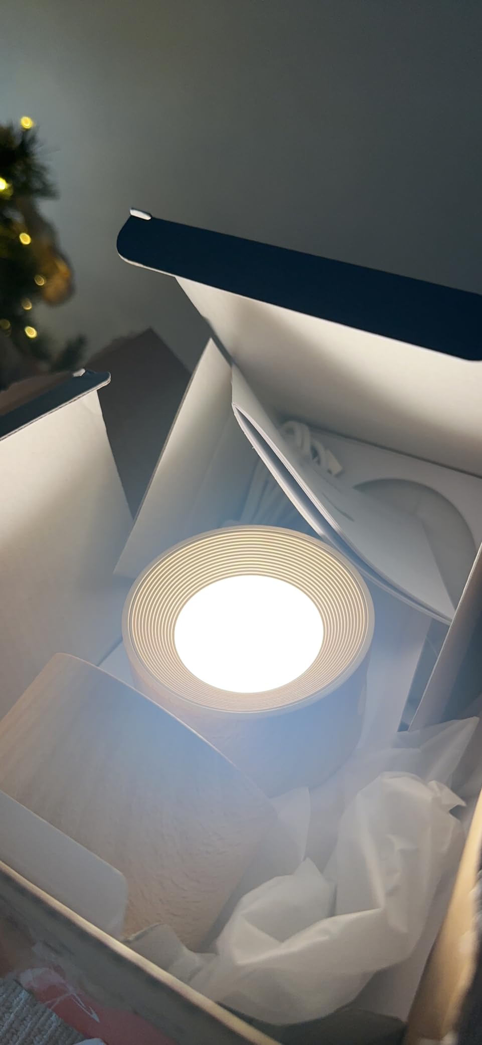 360° doppelseitige magnetische LED-Wandlampe, wiederaufladbar mit Fernbedienung photo review