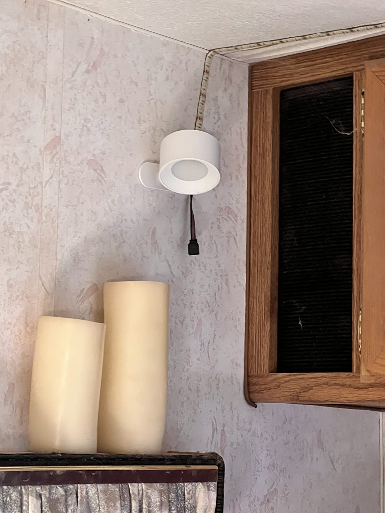 360° doppelseitige magnetische LED-Wandlampe, wiederaufladbar mit Fernbedienung photo review