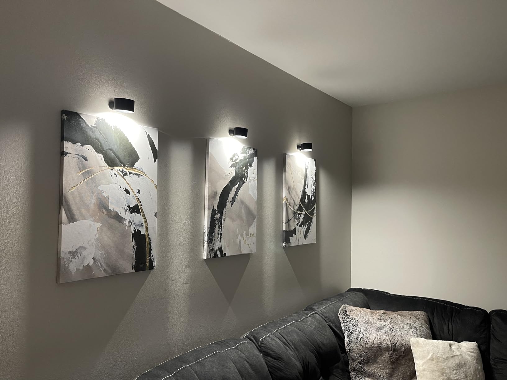 360° doppelseitige magnetische LED-Wandlampe, wiederaufladbar mit Fernbedienung photo review