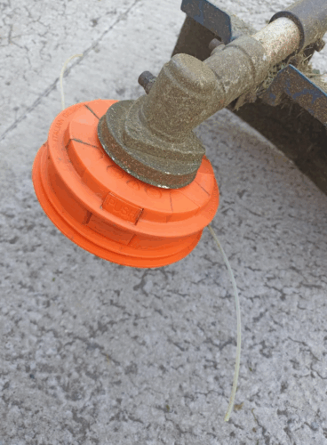 TrimmerHead: Krachtige Heavy-Duty Trimmerkop voor Tuin en Gazon photo review