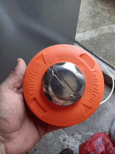 TrimmerHead: Krachtige Heavy-Duty Trimmerkop voor Tuin en Gazon photo review